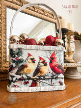 Cargar imagen en el visor de la galería, A4 Decoupage – Crimson Noel – 1 hoja