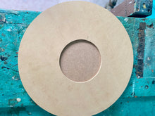 Cargar imagen en el visor de la galería, Pieza de madera - Centro de mesa (grande)