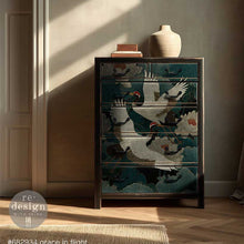 Cargar imagen en el visor de la galería, Decoupage Decor Tissue Paper – Grace In Flight
