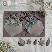 Cargar imagen en el visor de la galería, Decor Moulds® – Evergreen Antler Emblem
