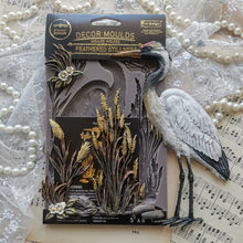Cargar imagen en el visor de la galería, Decor Moulds® – Feathered Stillness
