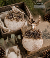 Cargar imagen en el visor de la galería, Decor Moulds® – Evergreen Antler Emblem

