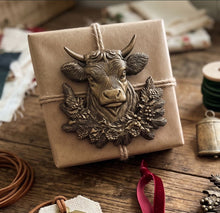 Cargar imagen en el visor de la galería, Decor Moulds® – Winter Barnstead
