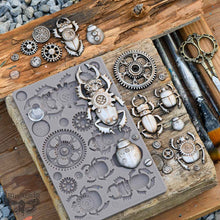 Cargar imagen en el visor de la galería, PRE-VENTA Molde Silicon – Finnabair Decor Moulds® – Steampunk Beetles
